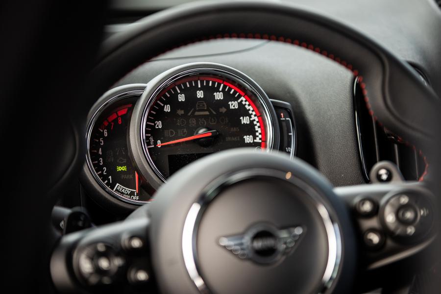Панель приборов Mini John Cooper Works Countryman (F60) 2017 года  (NA) (фото 9 из 40)